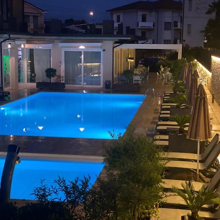 Green Park Hotel Πεσκιέρα ντελ Γκάρντα Εξωτερικό φωτογραφία