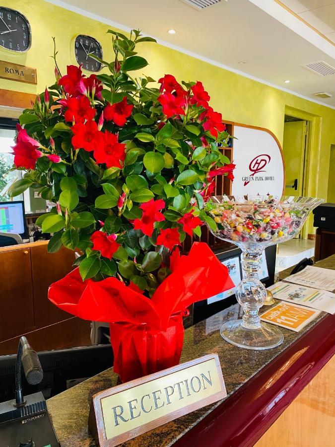 Green Park Hotel Πεσκιέρα ντελ Γκάρντα Εξωτερικό φωτογραφία
