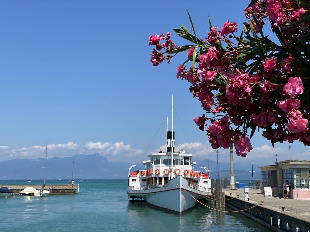 Green Park Hotel Πεσκιέρα ντελ Γκάρντα Εξωτερικό φωτογραφία