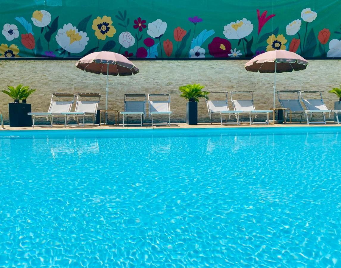 Green Park Hotel Πεσκιέρα ντελ Γκάρντα Εξωτερικό φωτογραφία